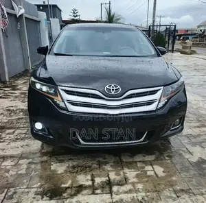 Toyota Venza 2010 Black