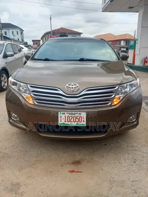 Toyota Venza 2010 Brown