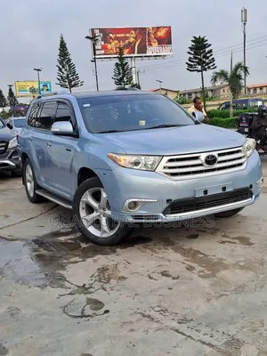 Toyota Highlander 2009 Blue