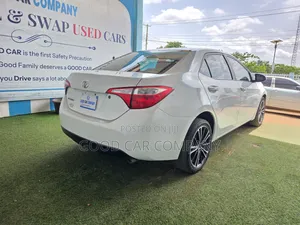Toyota Corolla 2016 White