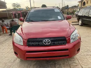 Toyota RAV4 2.4 2008 Red