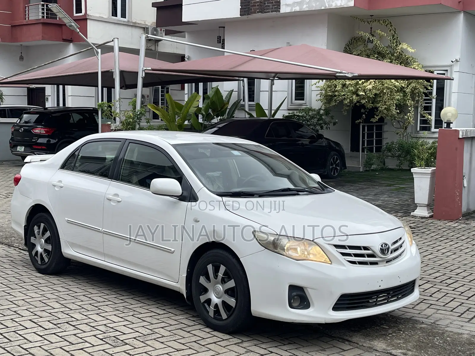 Toyota Corolla 2011 White