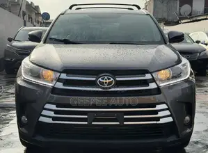 Toyota Highlander XLE 4dr SUV (3.5L 6cyl 6A) 2015 Gray