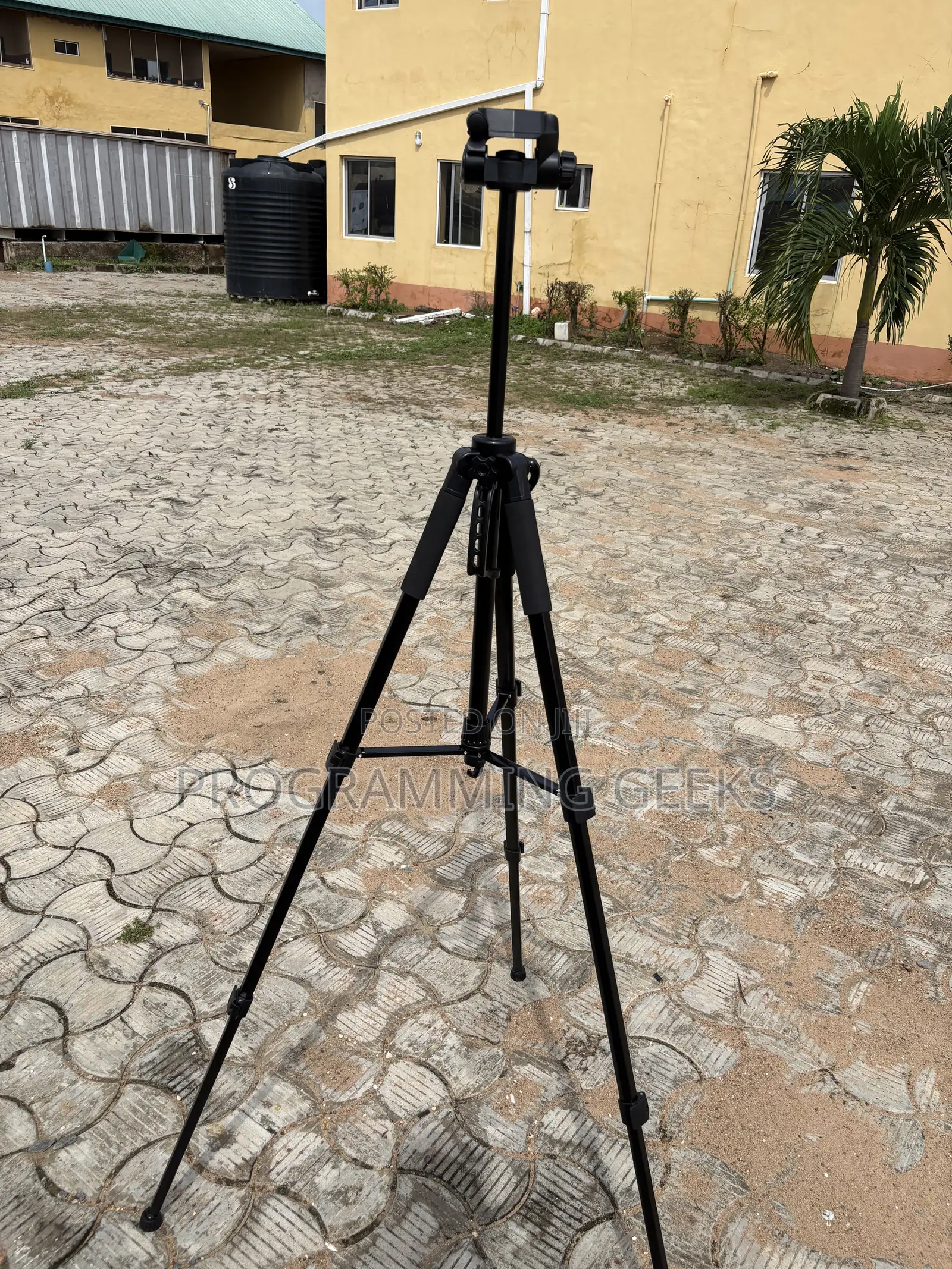 Tripod Stand