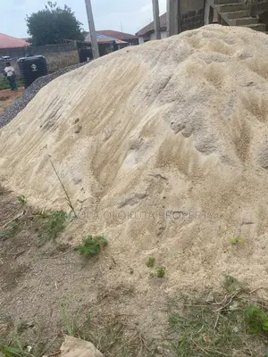 Grinate Direct From Quarry