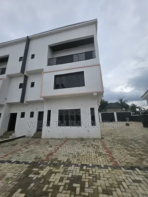 4bdrm Duplex in Kaura for sale