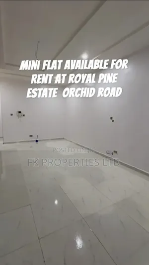 Mini Flat in Orchid, Chevron for rent