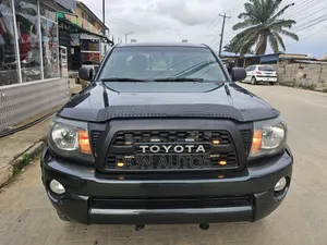 Toyota Tacoma 2010 Green