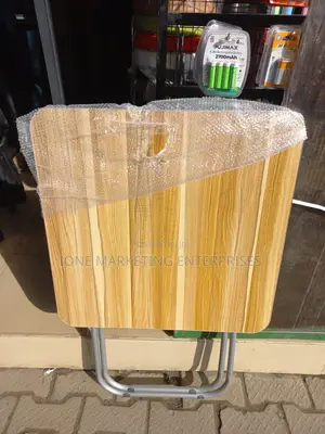 Collapsible Table for Work and Study