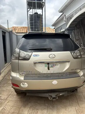 Lexus RX 330 2005 Gold