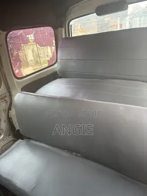 Suzuki APV Minibus 2007 White