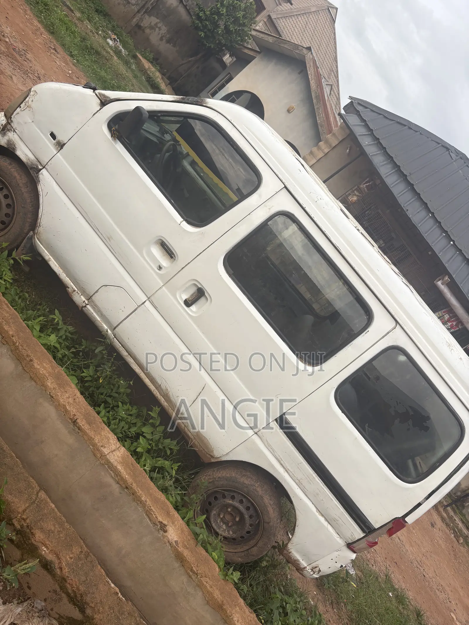 Suzuki APV Minibus 2007 White