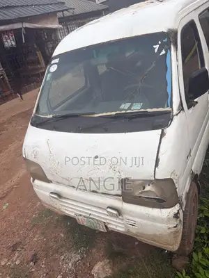 Suzuki APV Minibus 2007 White