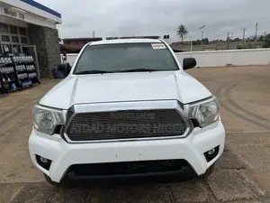Toyota Tacoma 2dr Regular Cab 6.1 ft. SB (2.7L 4cyl 4A) 2014 White