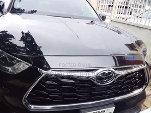 Toyota Highlander 2022 Black