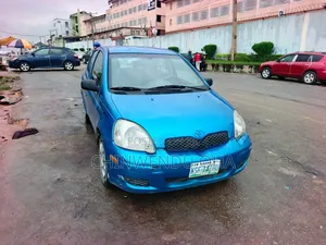 Toyota Yaris 2004 Blue