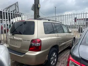 Toyota Highlander 2006 Gold