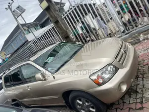 Toyota Highlander 2006 Gold