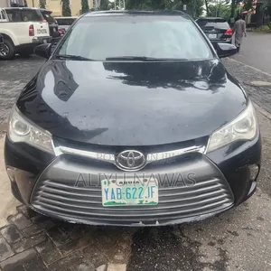 Toyota Camry 2016 Green