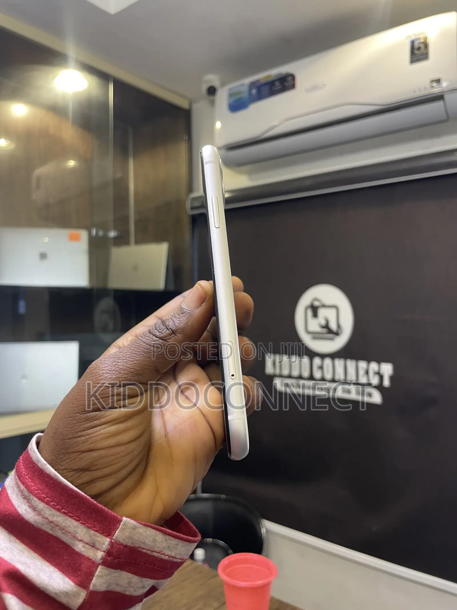Apple iPhone 11 128 GB White