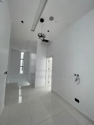 4bdrm Duplex in Sangotedo for sale