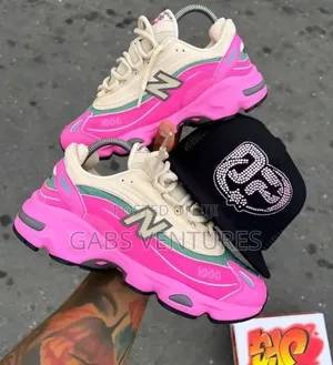 New Balance Shoe  1000