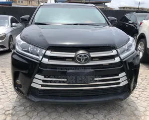 Toyota Highlander 2016 Black