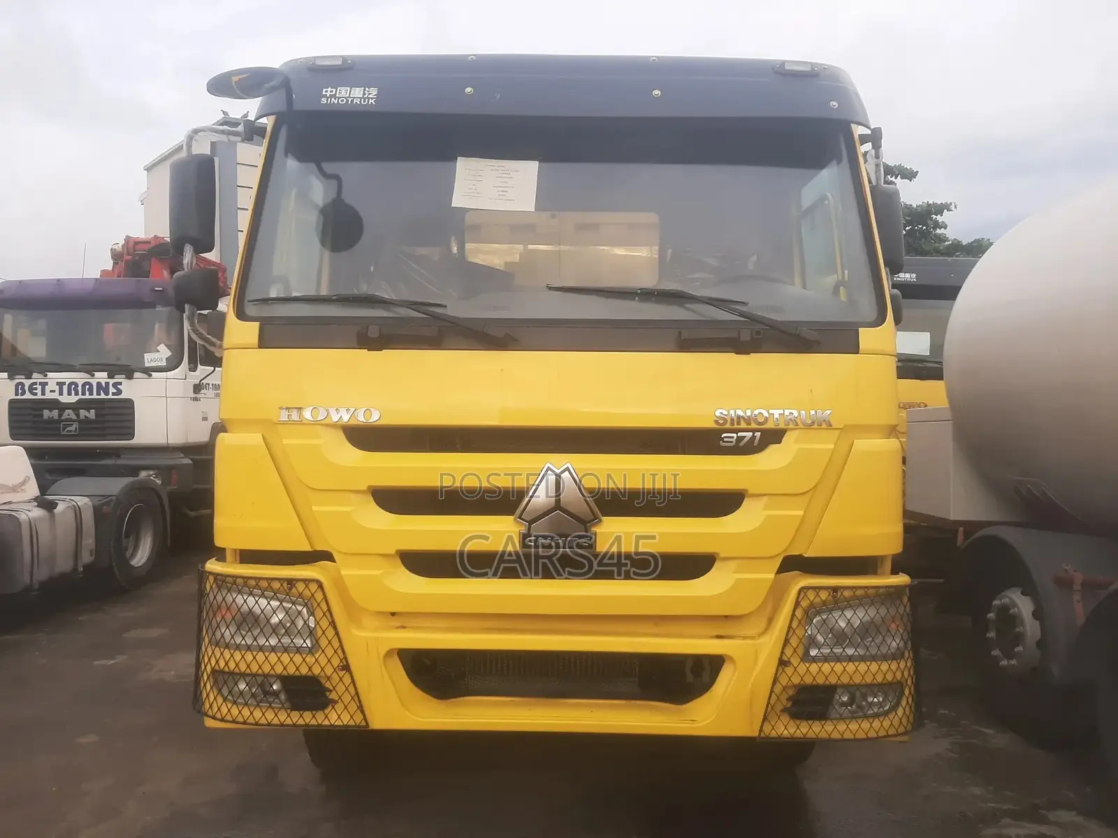 Sinotruk Howo 2010 Yellow