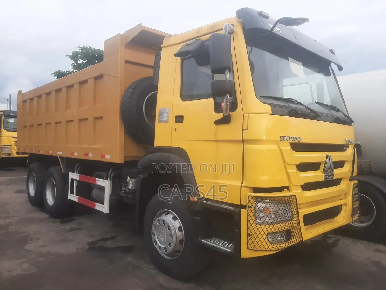 Sinotruk Howo 2010 Yellow