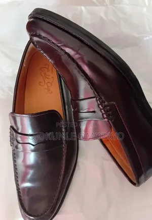 Men's Shoe