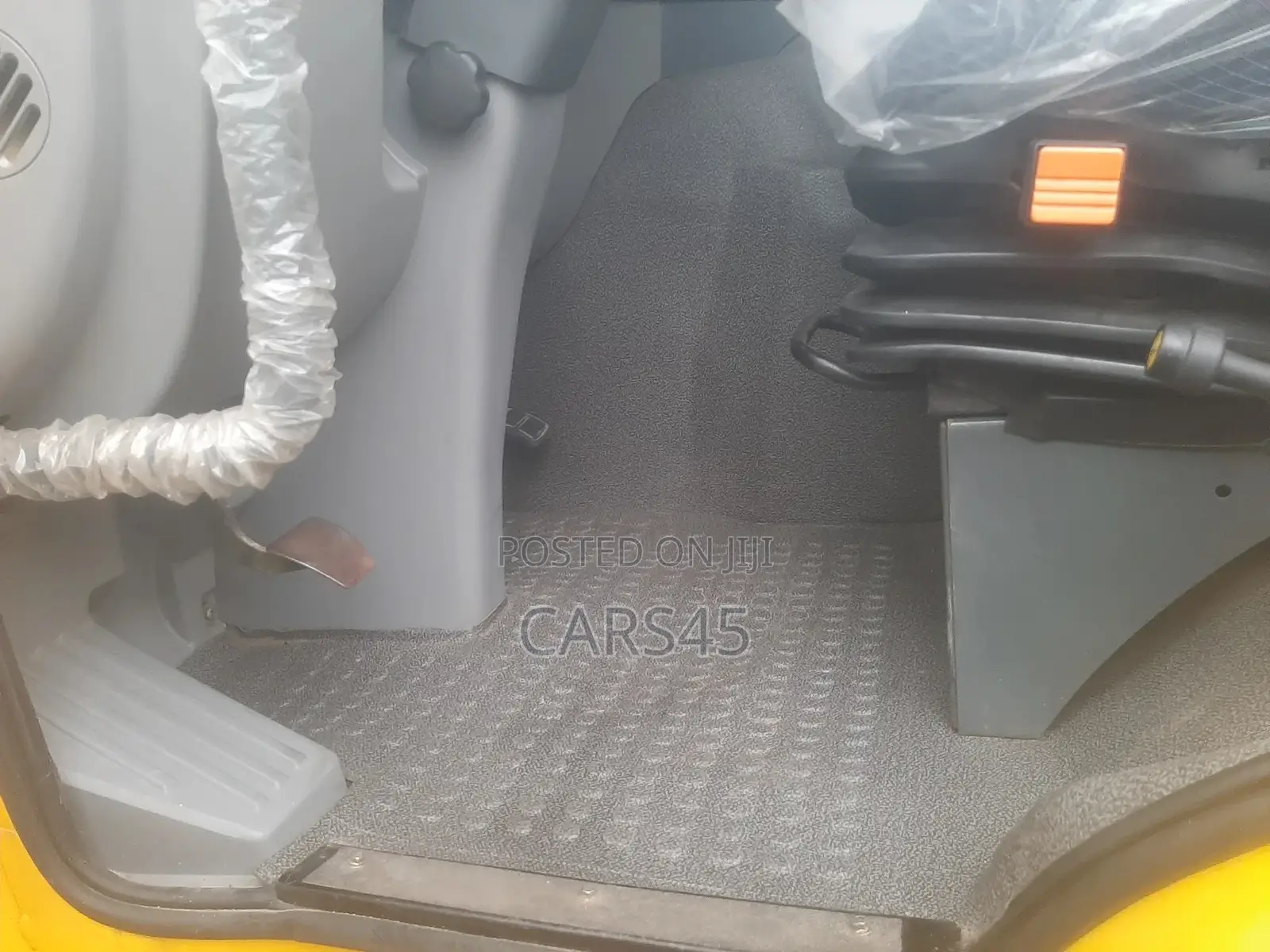 Sinotruk Howo 2010 Yellow