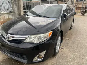 Toyota Camry LE 4dr Sedan (2.5L 4cyl 6A) 2014 Black