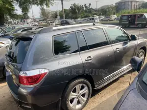 Toyota Highlander Limited 2012 Gray
