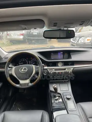 Lexus ES 350 FWD 2013 Black