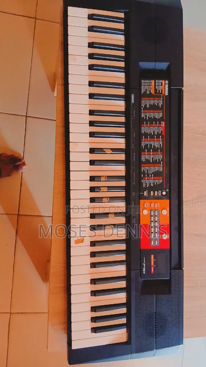 Keyboard Psr F51
