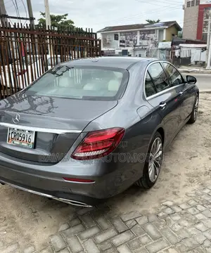 Mercedes-Benz E300 2018 Gray