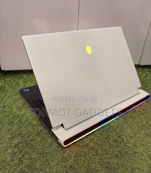Laptop Alienware 15 R2 32GB Intel Core i9 SSD 1T
