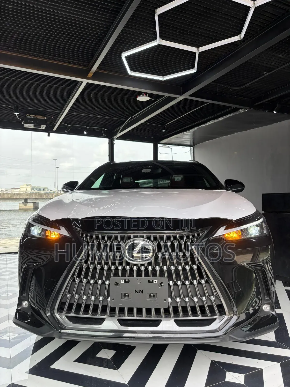 Lexus NX 2025 Black