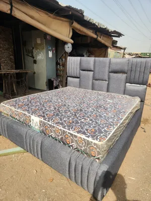 6/6 Parded Bedframe