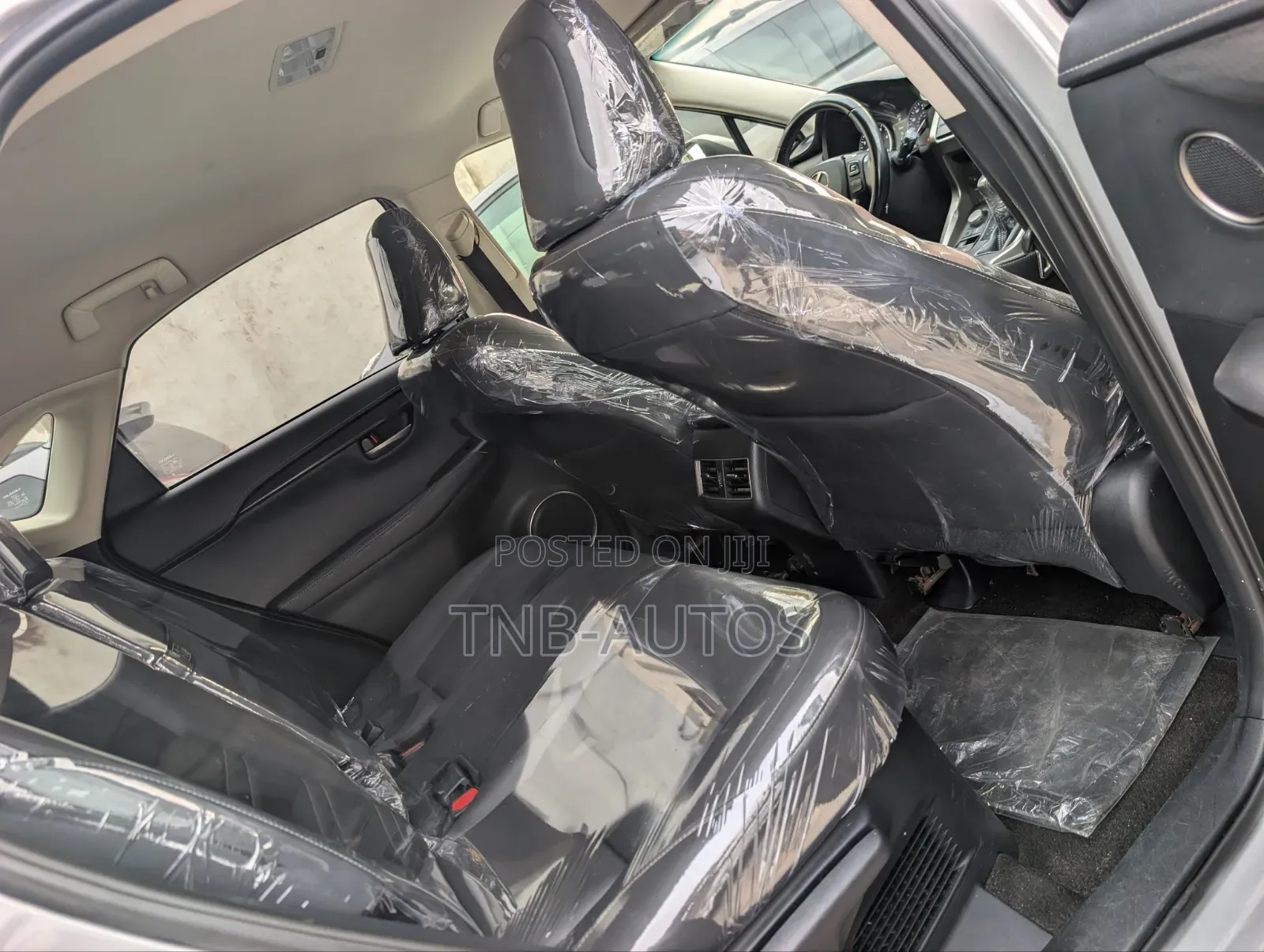 Lexus NX 2017 Silver