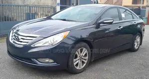 Hyundai Sonata Limited 2.0T Sedan (2.0L 4cyl 6A) 2012 Blue