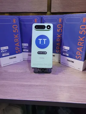 New Tecno Spark 50 128 GB Green
