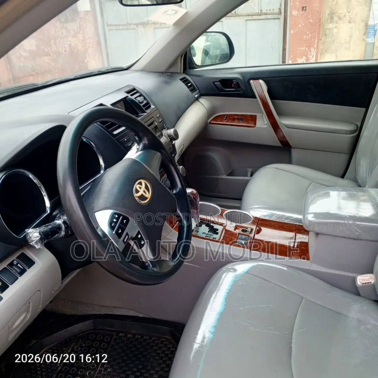 Toyota Highlander 2012 Silver
