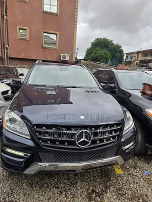 Mercedes-Benz M Class 2012 Blue