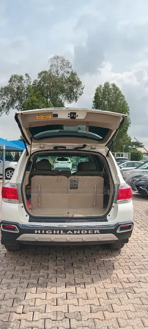 Toyota Highlander 2013 White