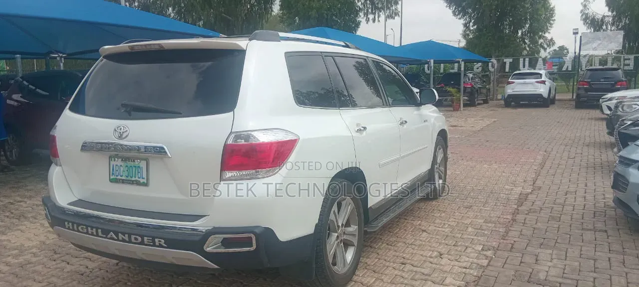Toyota Highlander 2013 White