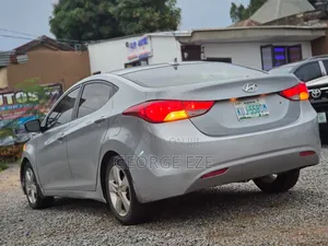 Hyundai Elantra 2013 Silver