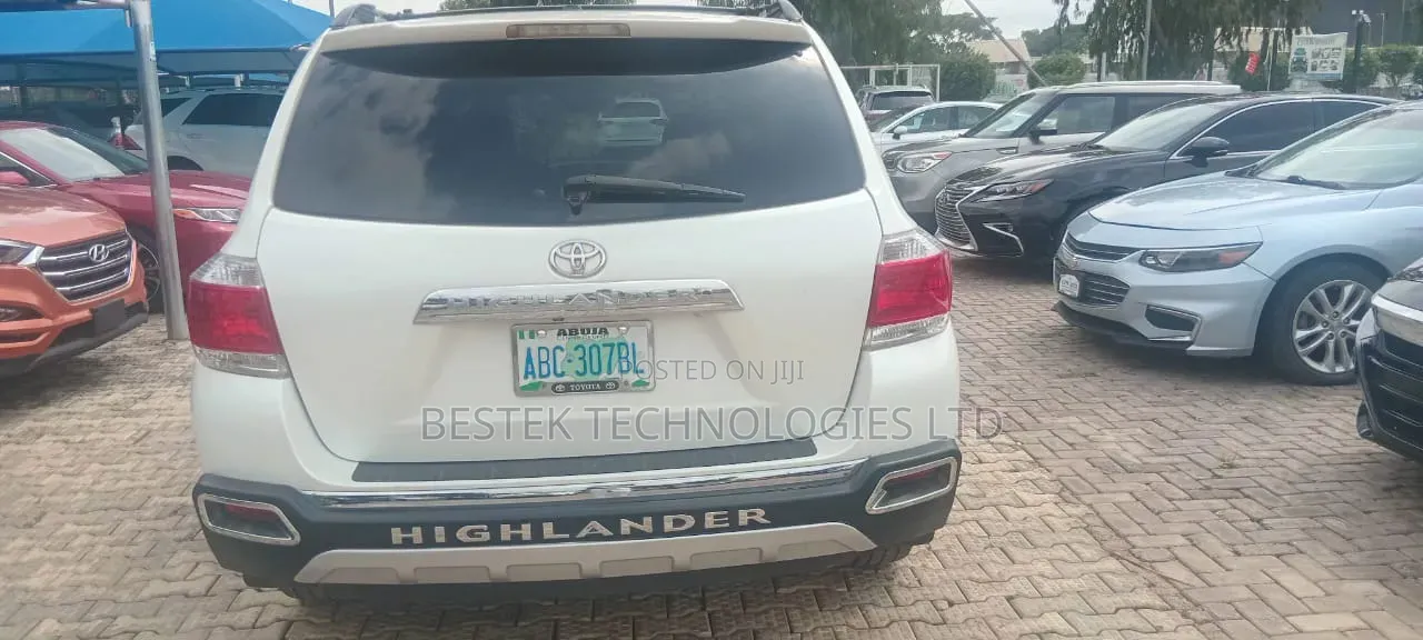 Toyota Highlander 2013 White
