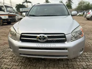Toyota RAV4 2008 Silver