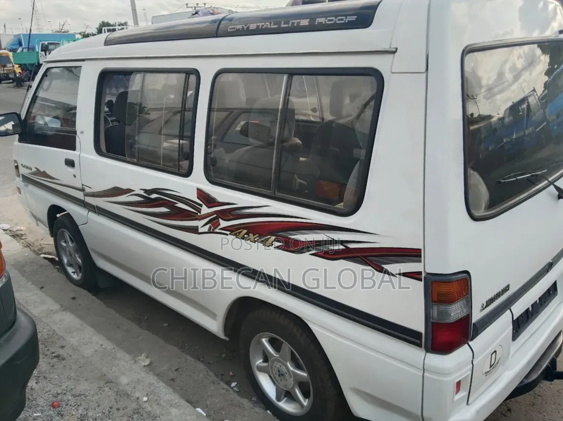 Mitsubishi L300 2010 White